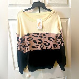 NWT Womens L Cheetah Print Sweater